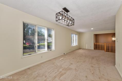 15 White Birch Court Rotterdam NY 12306