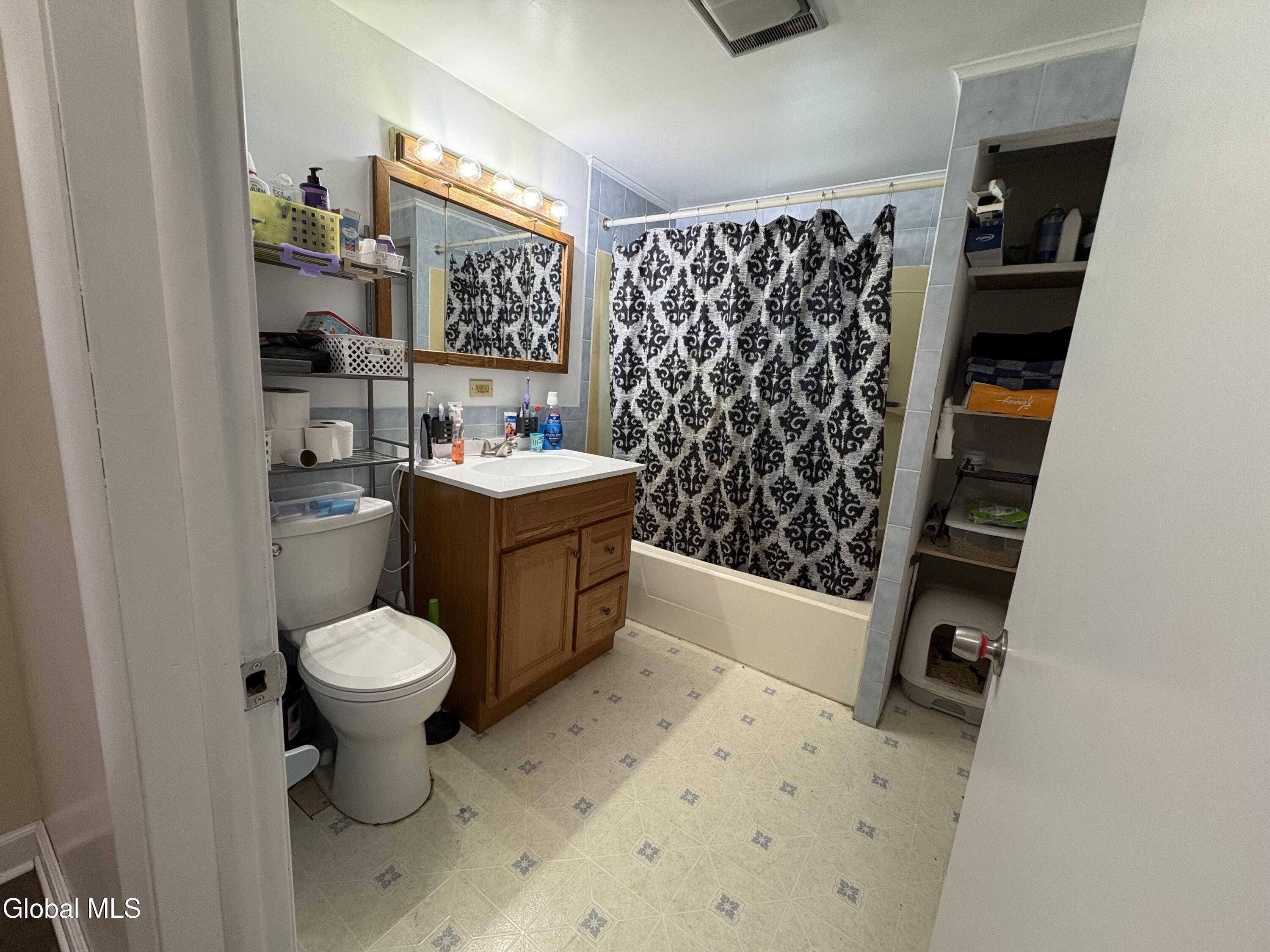23 Goodman Avenue Troy NY 12180