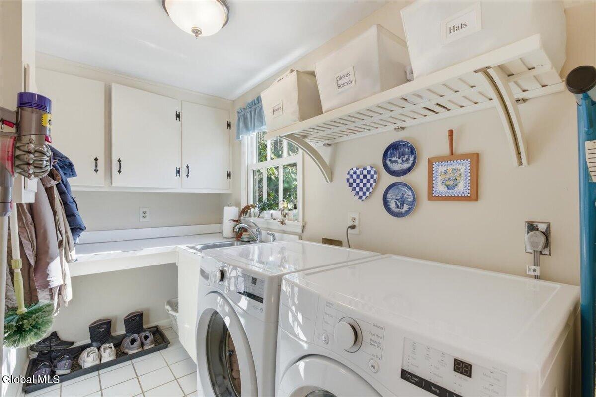 27 Wexford Road Delmar NY 12054