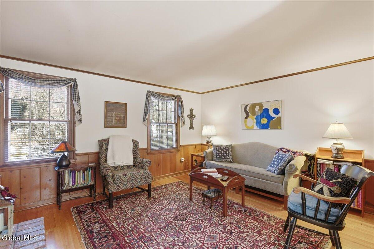 27 Wexford Road Delmar NY 12054