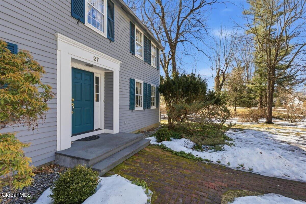 27 Wexford Road Delmar NY 12054