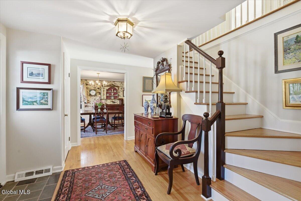 27 Wexford Road Delmar NY 12054
