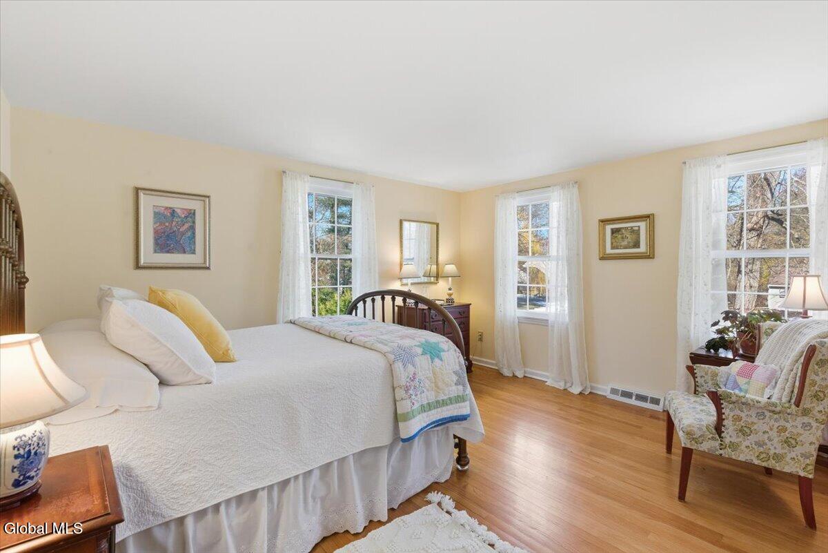 27 Wexford Road Delmar NY 12054