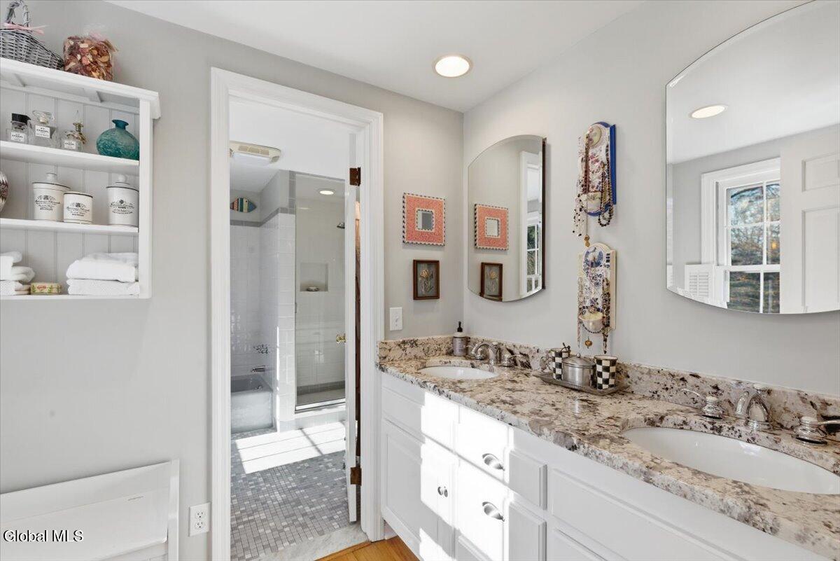 27 Wexford Road Delmar NY 12054