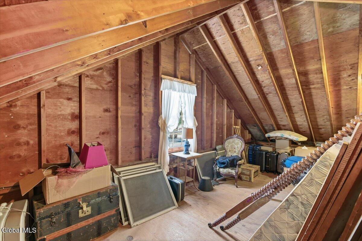 27 Wexford Road Delmar NY 12054
