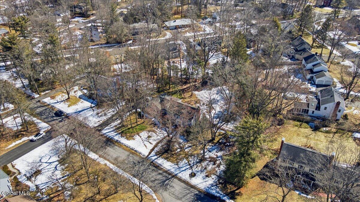27 Wexford Road Delmar NY 12054