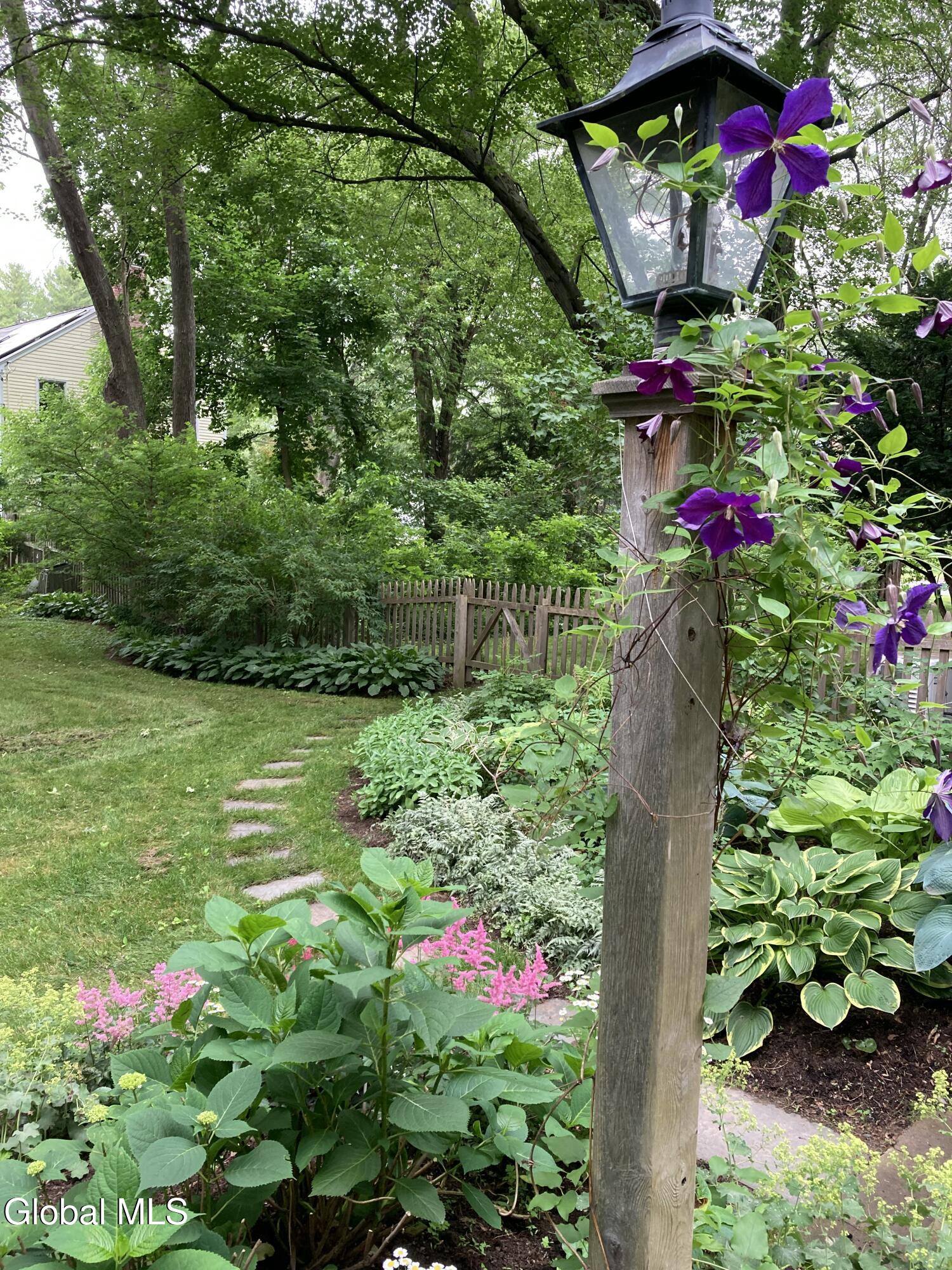27 Wexford Road Delmar NY 12054
