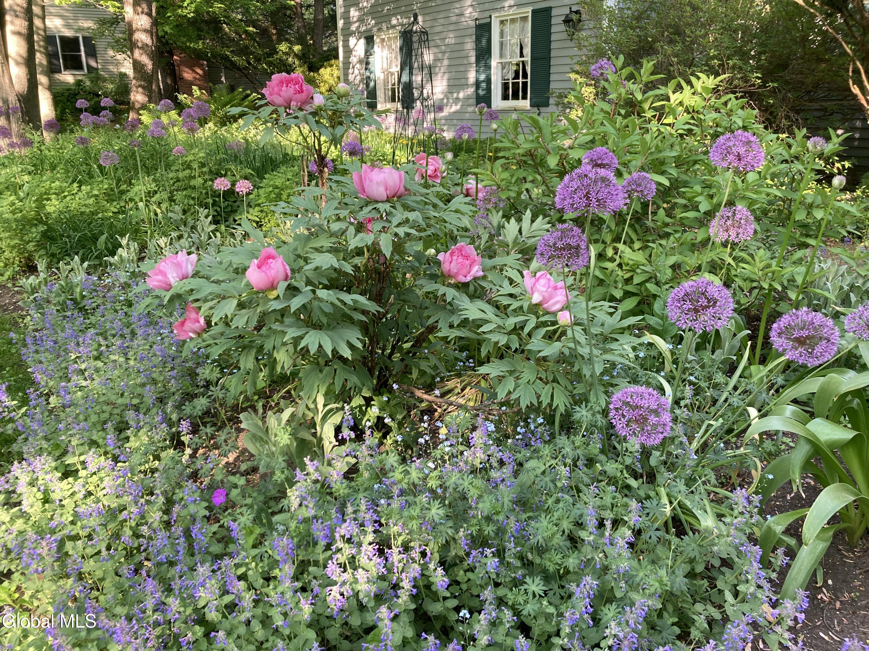 27 Wexford Road Delmar NY 12054