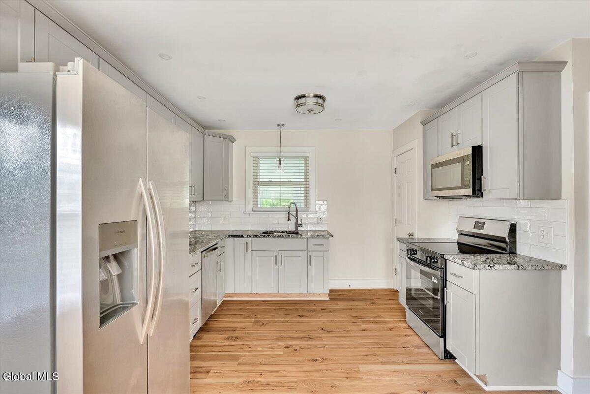 537 Sand Creek Road Colonie NY 12205