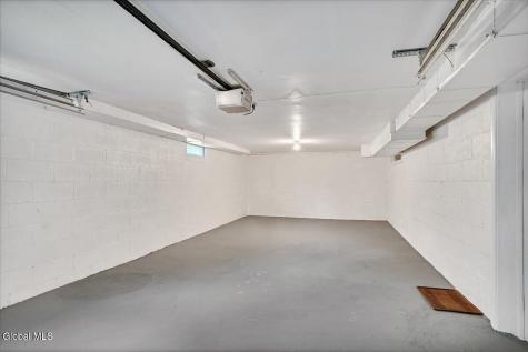 537 Sand Creek Road Colonie NY 12205