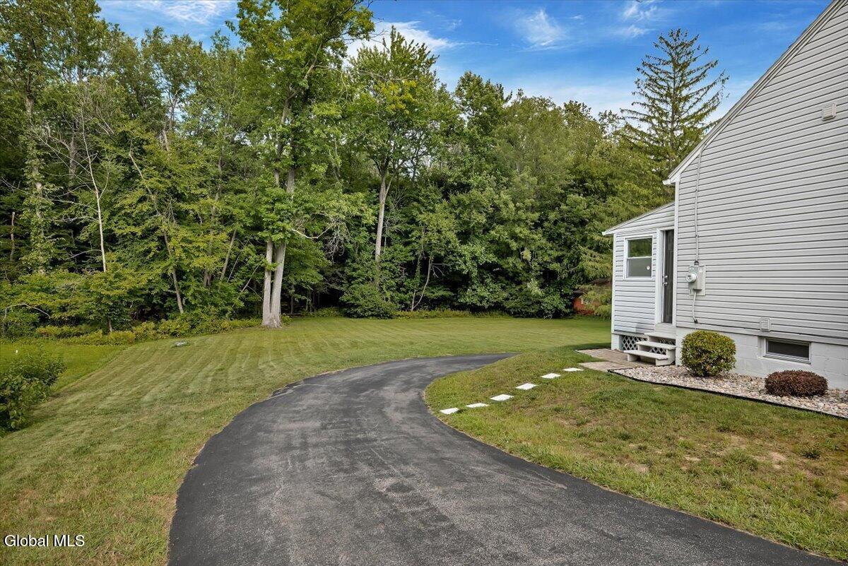 537 Sand Creek Road Colonie NY 12205