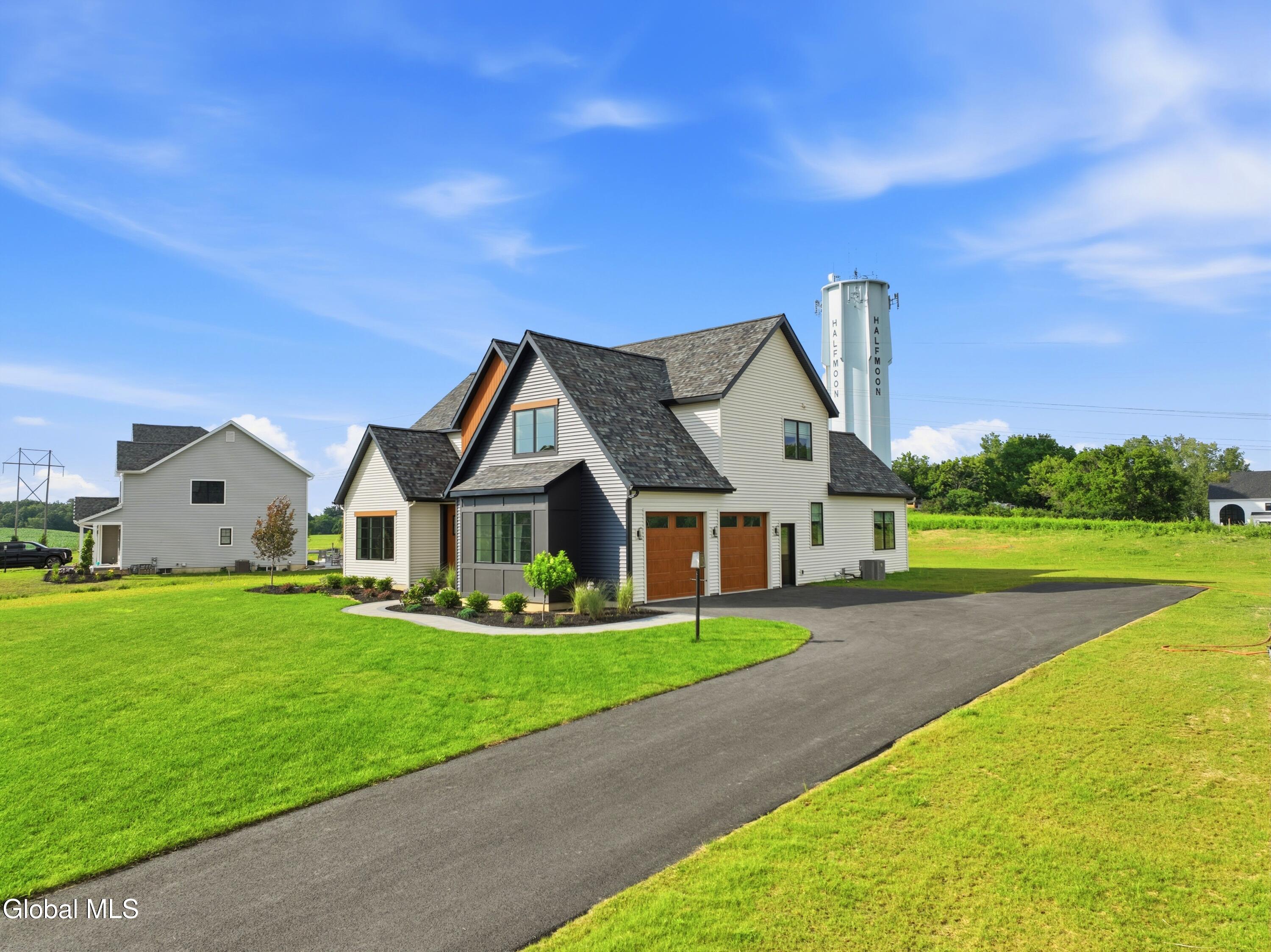 17 Schermerhorn Road Cohoes NY 12047