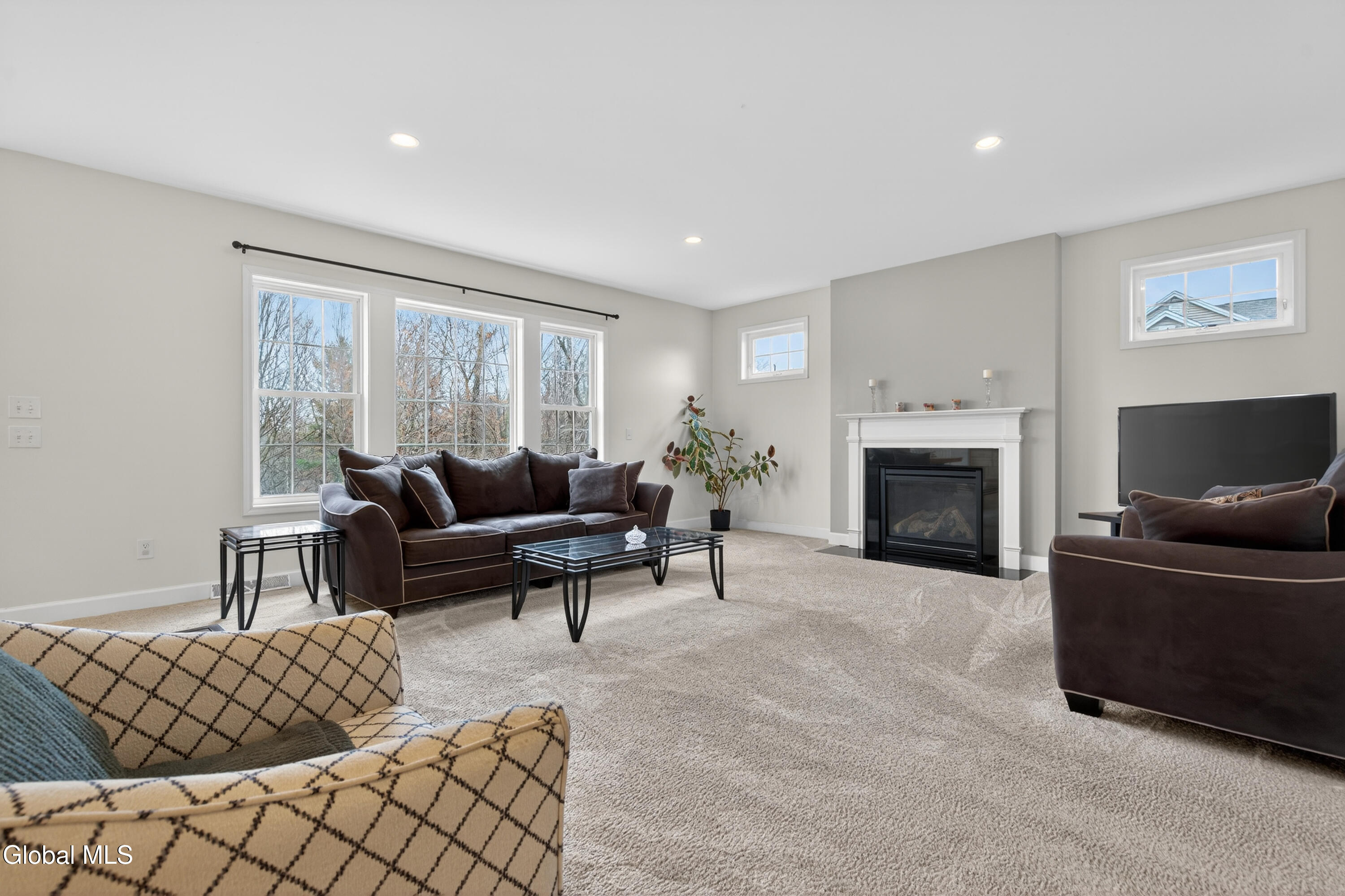 39 Outlook Drive S Mechanicville NY 12118