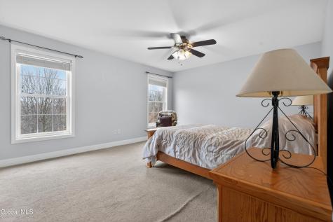 39 Outlook Drive S Mechanicville NY 12118