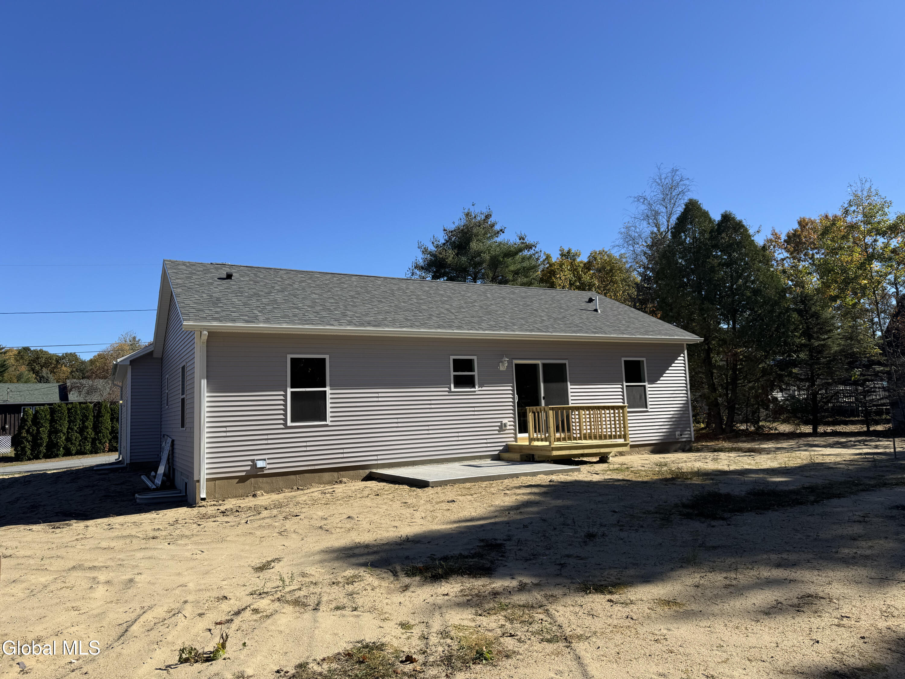 15 Leo Street Queensbury NY 12804