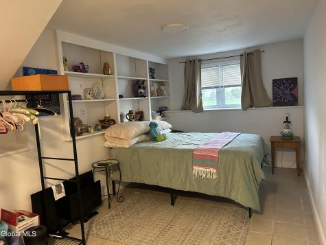 2312 Dean Street Niskayuna NY 12309