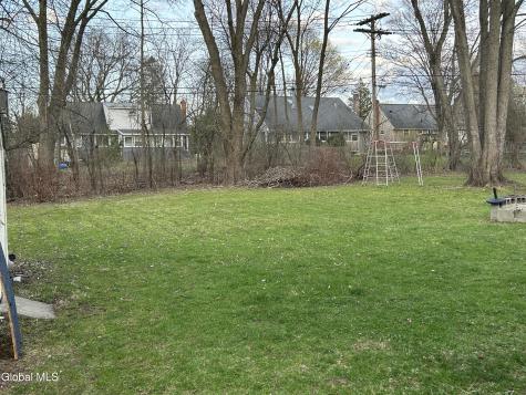 2312 Dean Street Niskayuna NY 12309