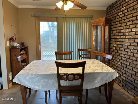 2312 Dean Street Niskayuna NY 12309