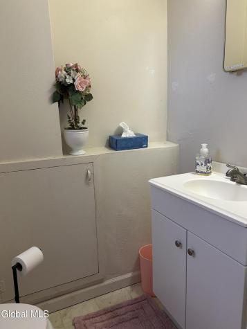 2312 Dean Street Niskayuna NY 12309