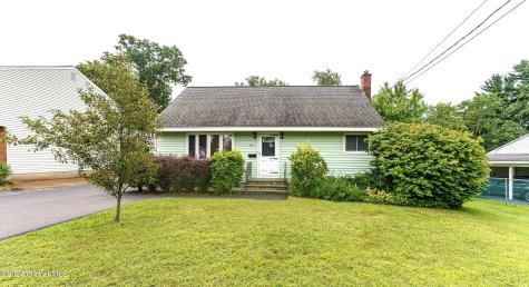 104 Osborne Road Colonie NY 12205