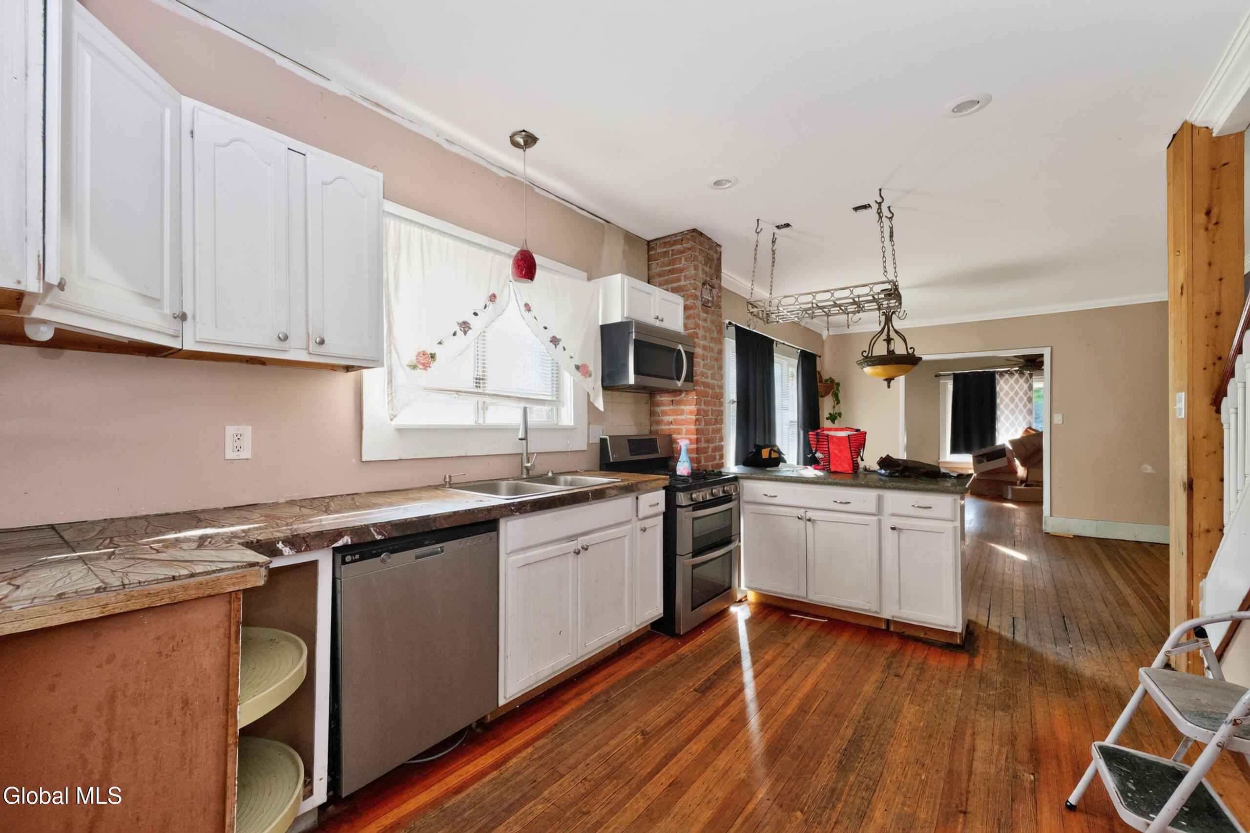 209 Swan Street Scotia NY 12302