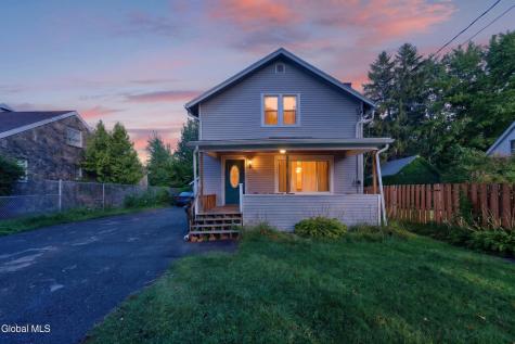 209 Swan Street Scotia NY 12302