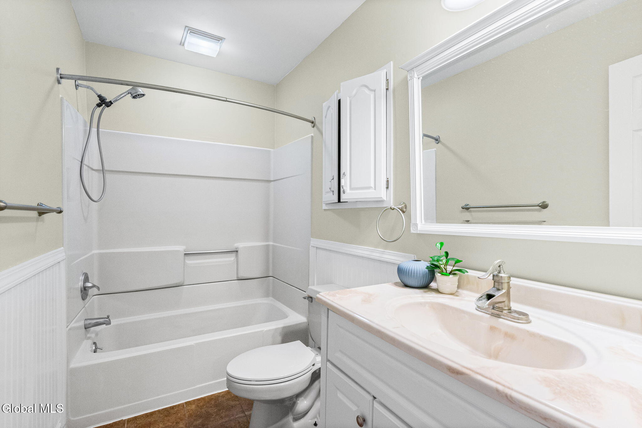 16 Ridgewood Lane Glenville NY 12302