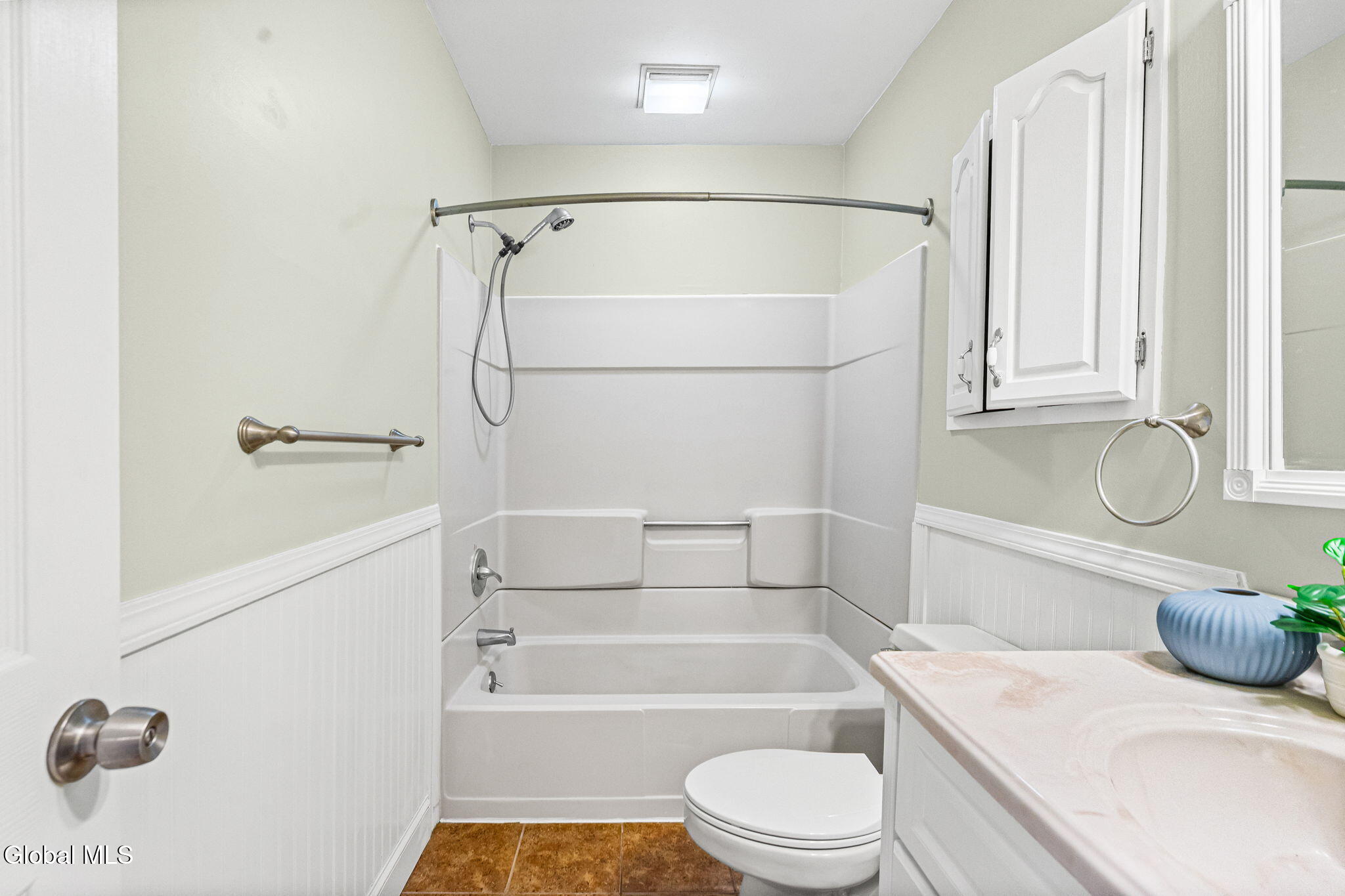 16 Ridgewood Lane Glenville NY 12302