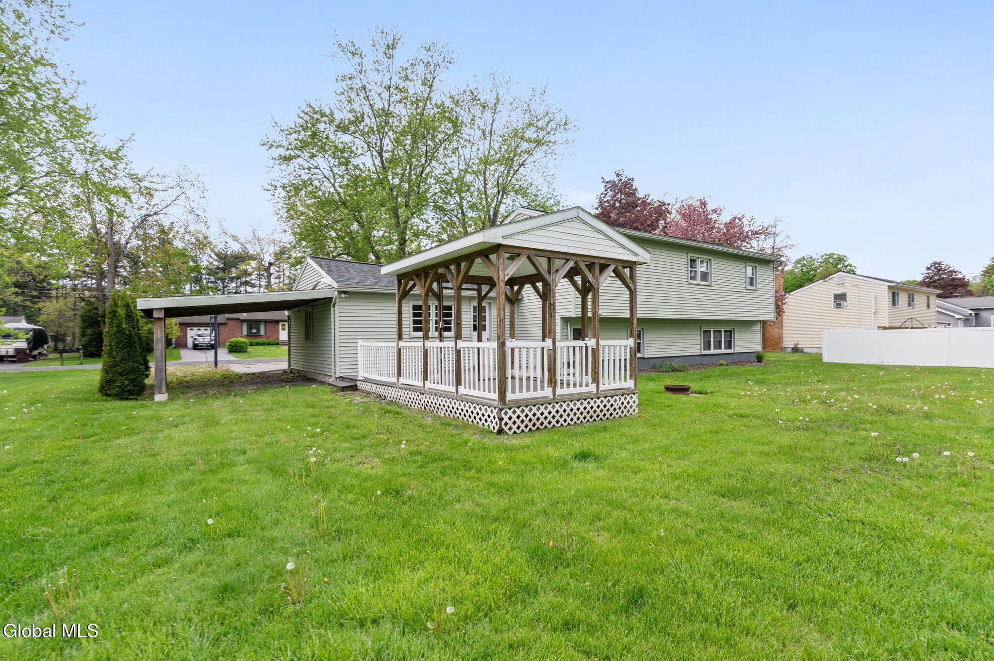 16 Ridgewood Lane Glenville NY 12302