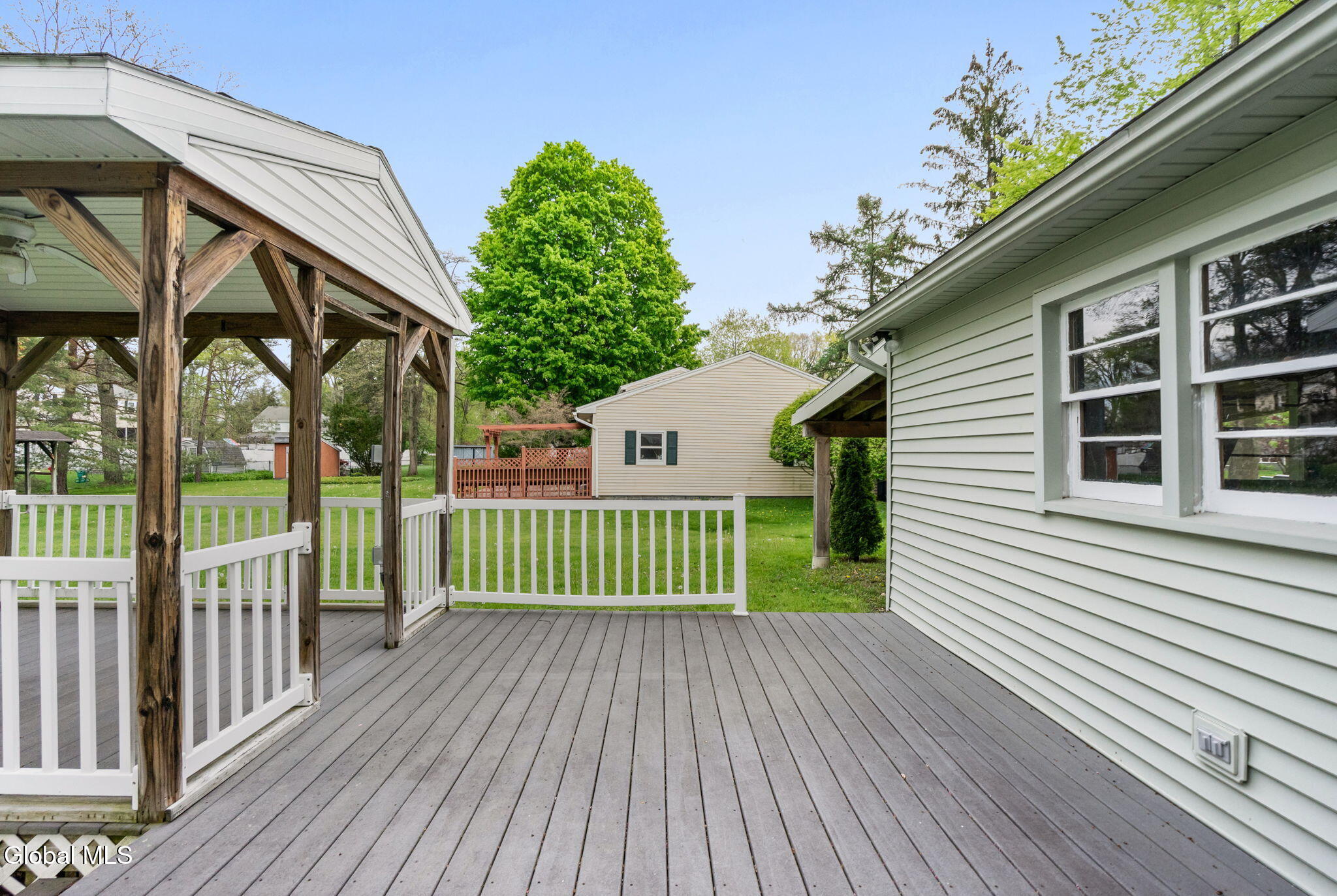 16 Ridgewood Lane Glenville NY 12302