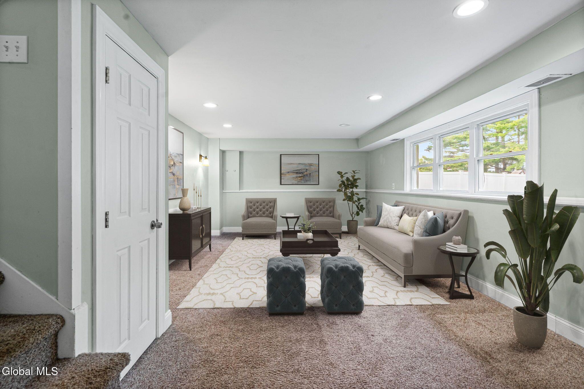 16 Ridgewood Lane Glenville NY 12302
