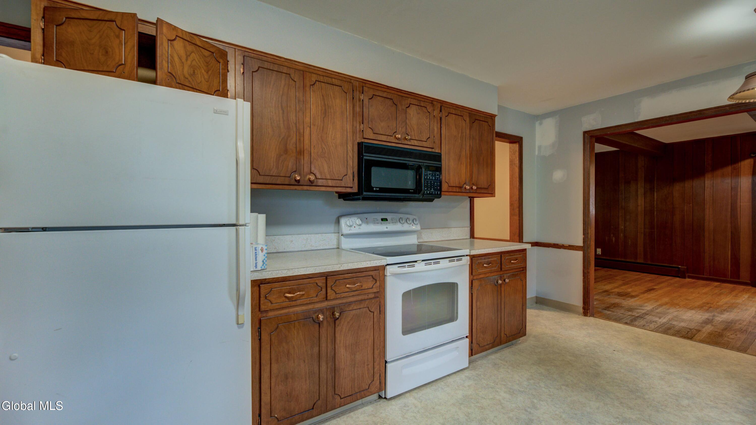 38 Hamilton Street Guilderland NY 12084