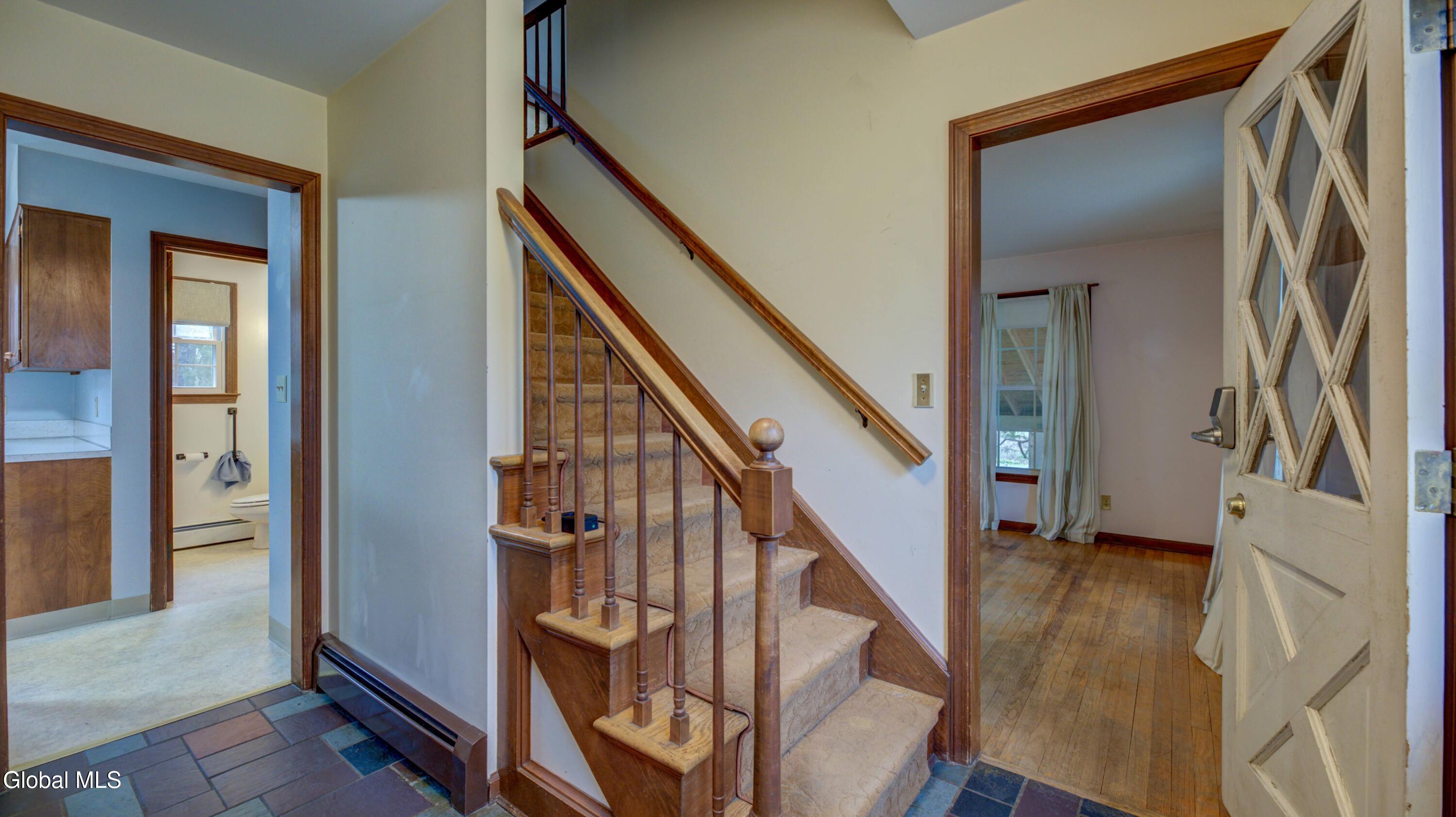 38 Hamilton Street Guilderland NY 12084