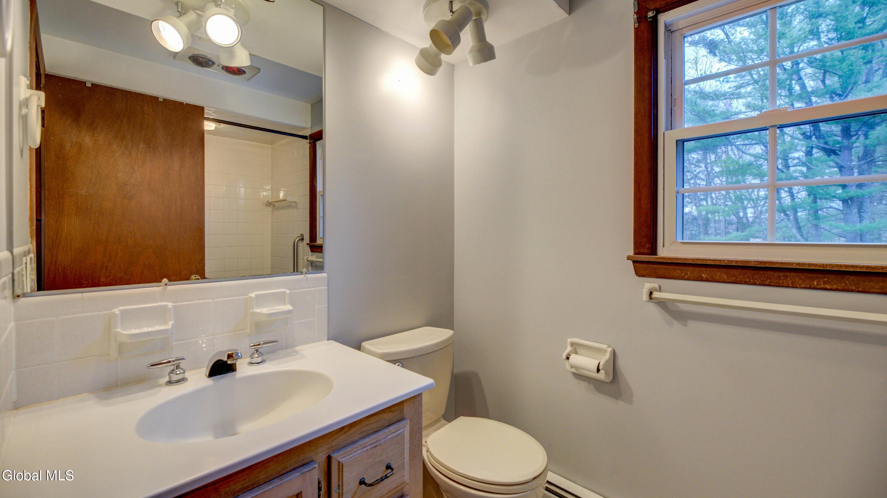 38 Hamilton Street Guilderland NY 12084