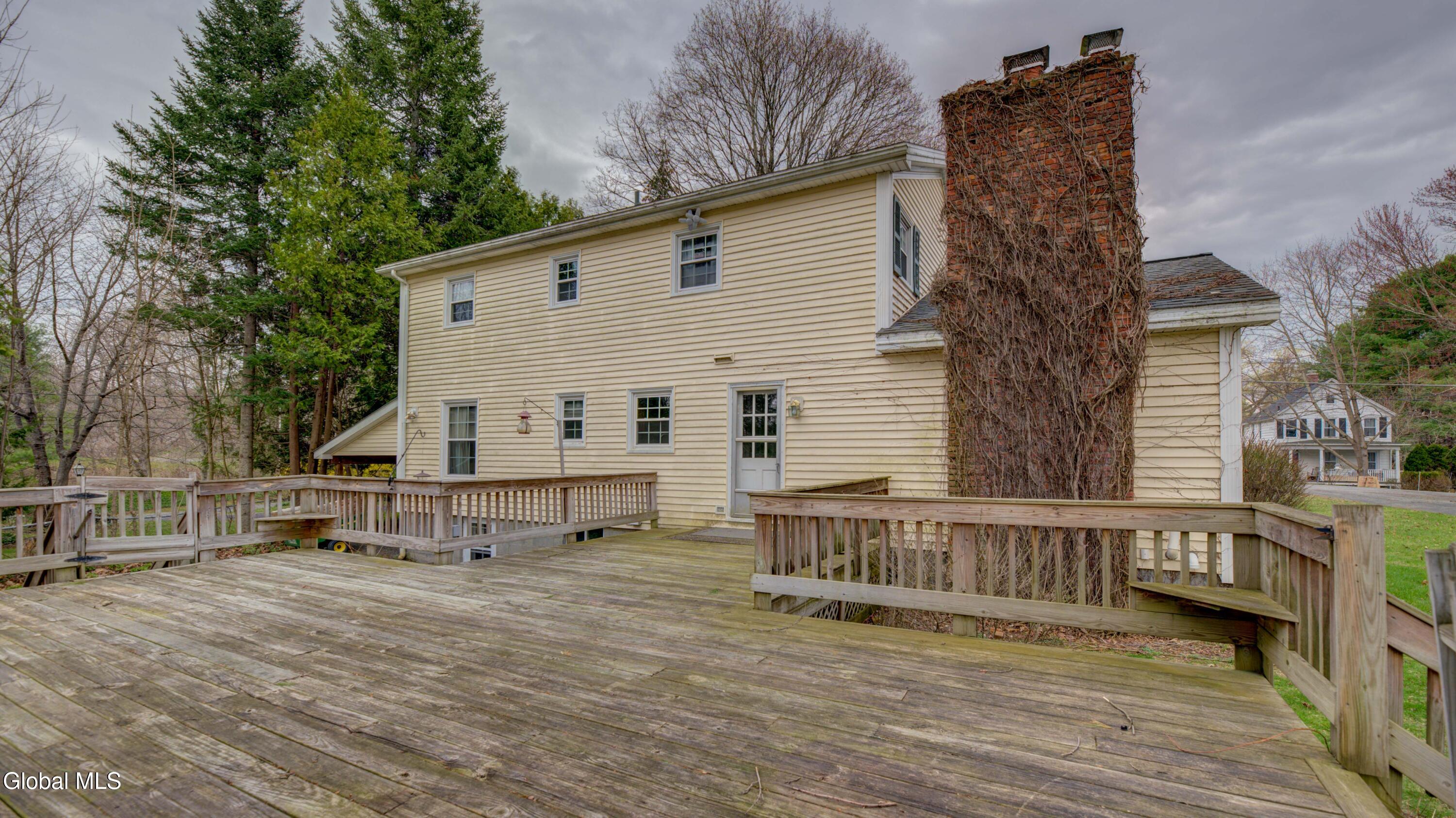 38 Hamilton Street Guilderland NY 12084