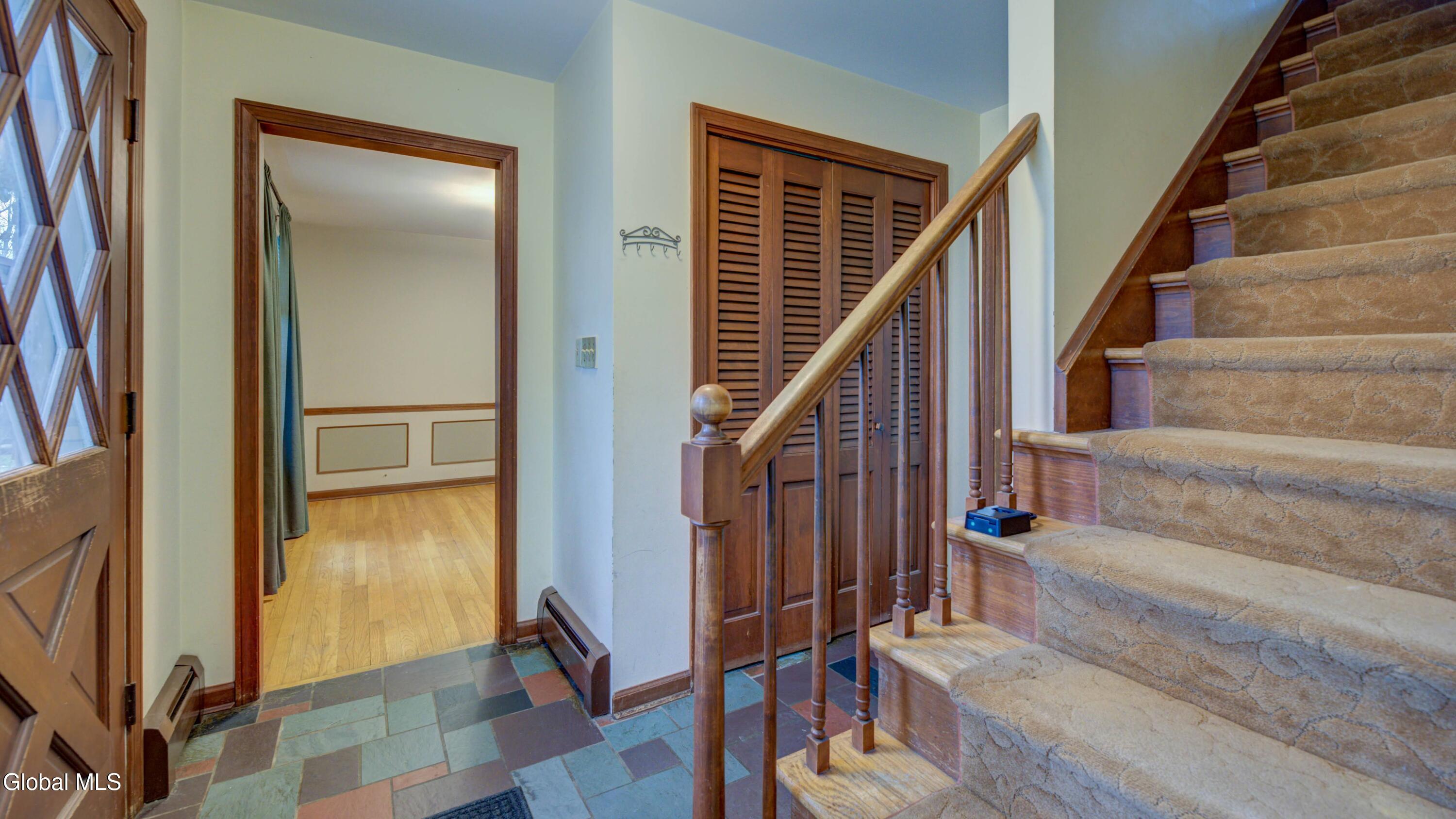 38 Hamilton Street Guilderland NY 12084