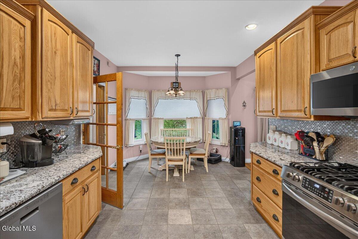 74 Putnam Road Stillwater NY 12170