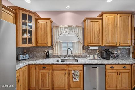 74 Putnam Road Stillwater NY 12170