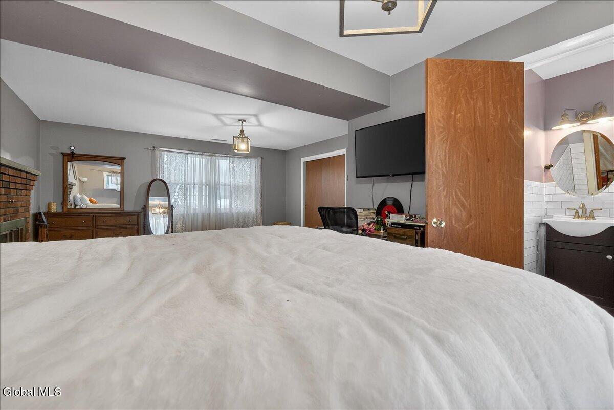 7893 Mariaville Road Delanson NY 12053