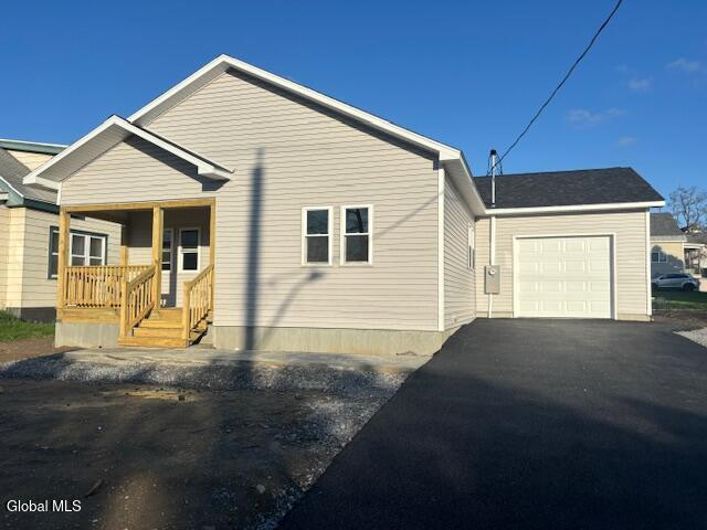 2004 Foster Avenue Schenectady NY 12308