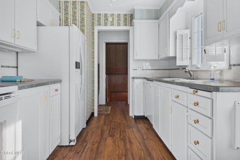 25 Baker Road Gloversville NY 12078