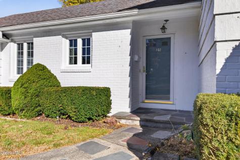 25 Baker Road Gloversville NY 12078