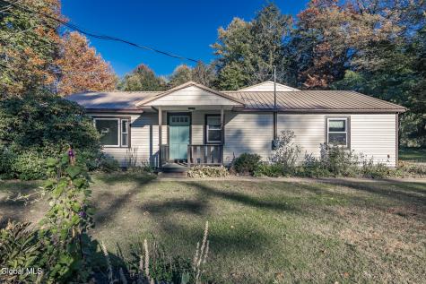 7198 Fish House Road Galway NY 12074