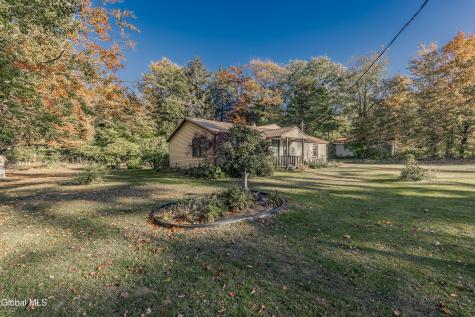 7198 Fish House Road Galway NY 12074