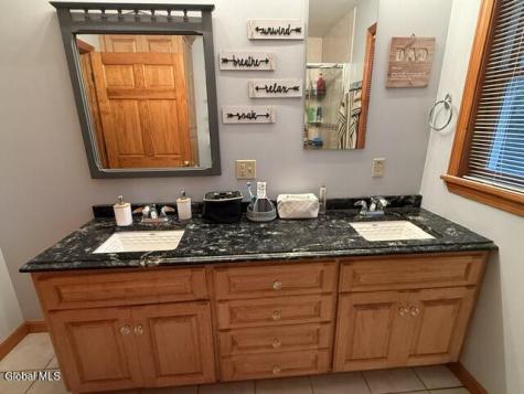 23 N Shore Road Rensselaer NY 12138