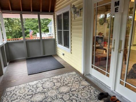23 N Shore Road Rensselaer NY 12138