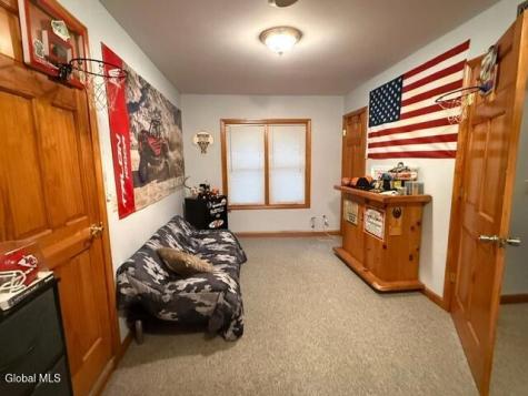 23 N Shore Road Rensselaer NY 12138
