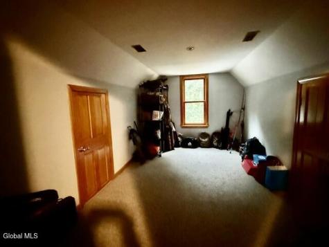 23 N Shore Road Rensselaer NY 12138