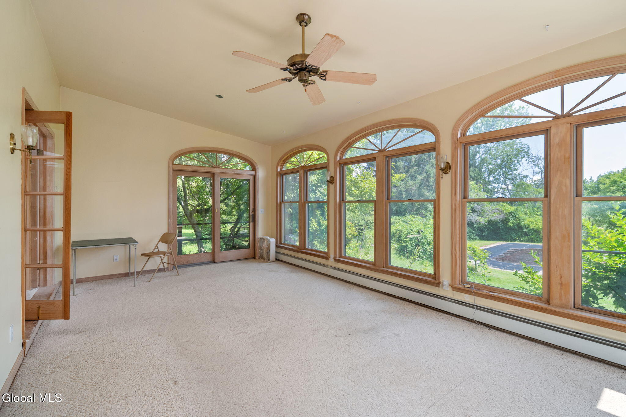 159 Currybush Connection Schenectady NY 12306