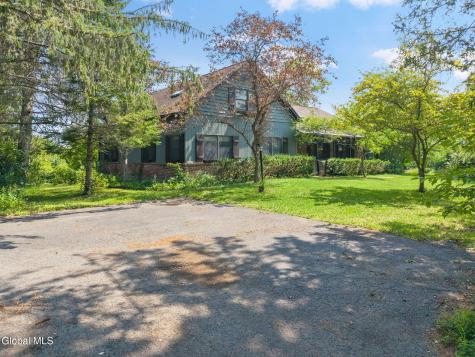 159 Currybush Connection Schenectady NY 12306